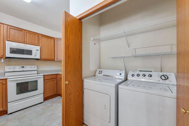 8200 W 33rd Street 222, Saint Louis Park, MN 55426