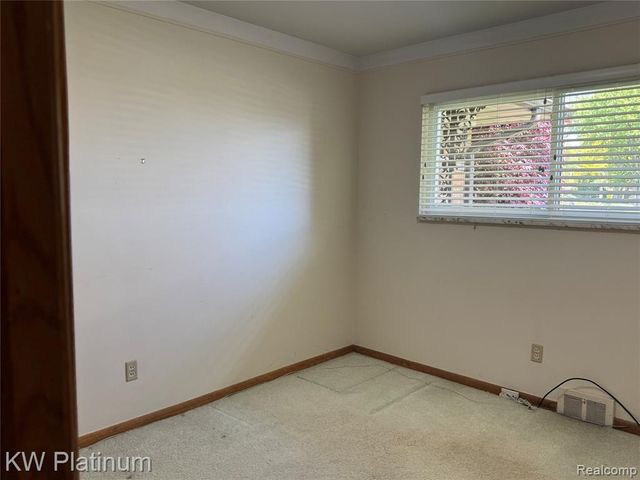 37351 Andrew Drive, Sterling Heights, MI 48312