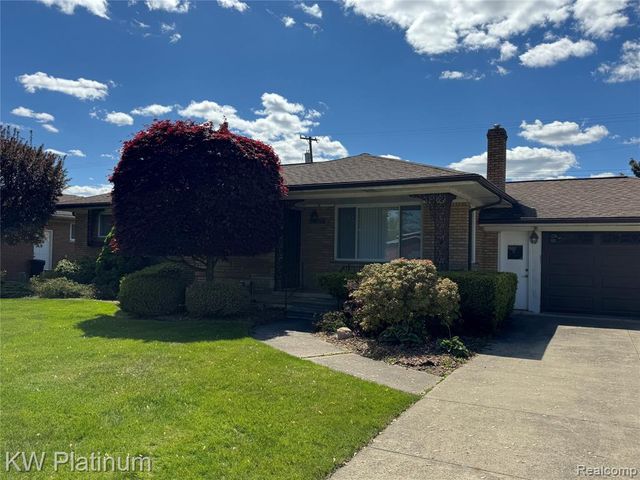 37351 Andrew Drive, Sterling Heights, MI 48312