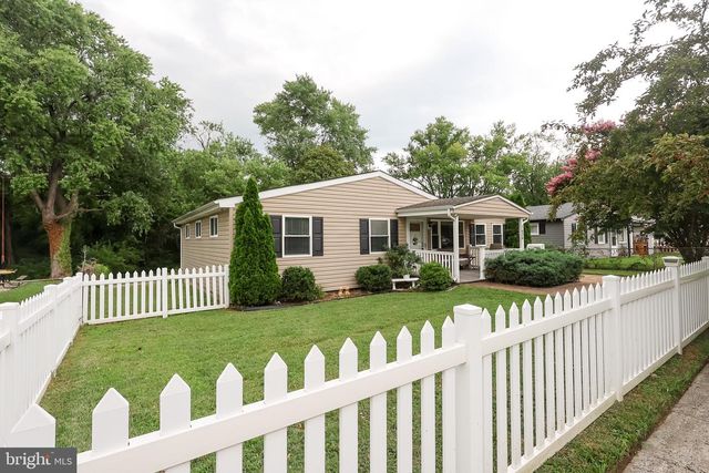 7636 DUNMANWAY, Dundalk, MD 21222