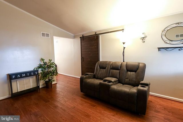 7636 DUNMANWAY, Dundalk, MD 21222