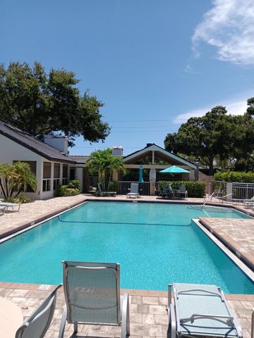 23157 Fountain View Drive E, Boca Raton, FL 33433