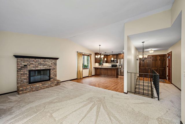 6920 Dallas Lane N, Maple Grove, MN 55311