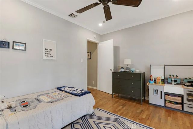 22107 San Miguel, Woodland Hills, CA 91364