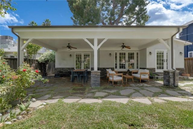 22107 San Miguel, Woodland Hills, CA 91364