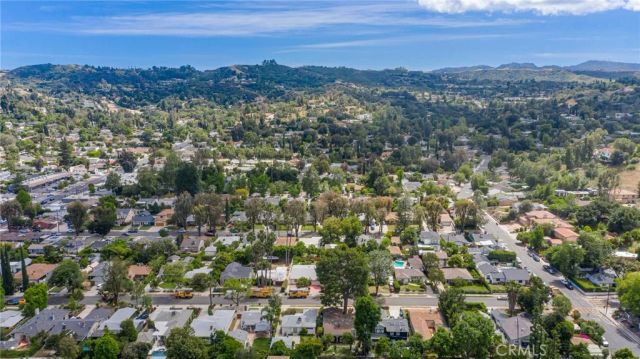 22107 San Miguel, Woodland Hills, CA 91364