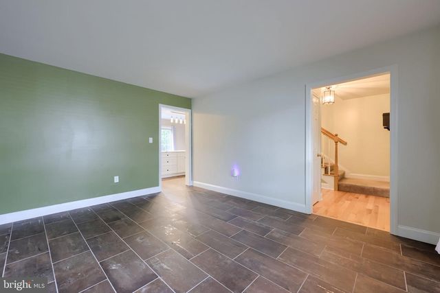 1314 HEATHERWOOD DR, Mount Joy, PA 17552
