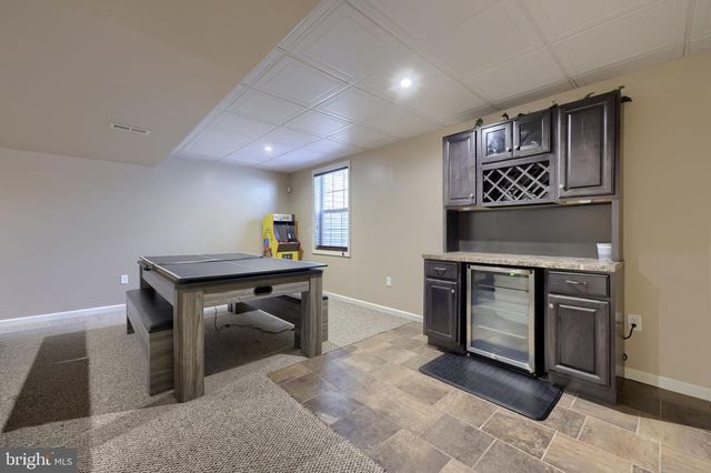 1314 HEATHERWOOD DR, Mount Joy, PA 17552