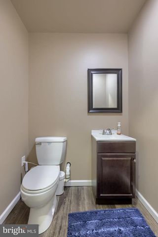 1314 HEATHERWOOD DR, Mount Joy, PA 17552