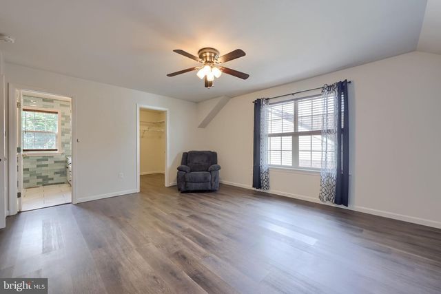 1314 HEATHERWOOD DR, Mount Joy, PA 17552