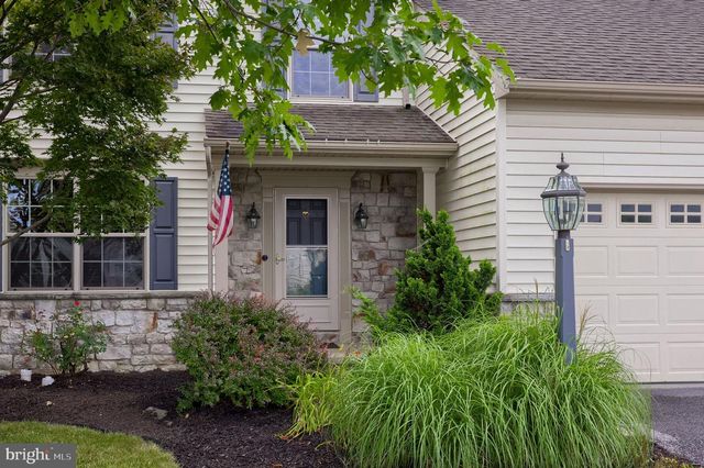 1314 HEATHERWOOD DR, Mount Joy, PA 17552