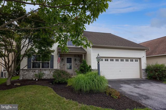 1314 HEATHERWOOD DR, Mount Joy, PA 17552