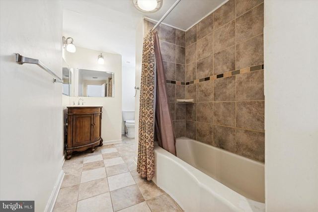 3805 HUMPTON RD, Downingtown, PA 19335