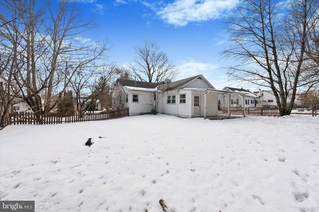 3805 HUMPTON RD, Downingtown, PA 19335