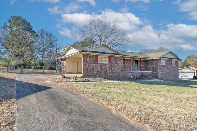 221 Greenland Road, Anderson, SC 29626