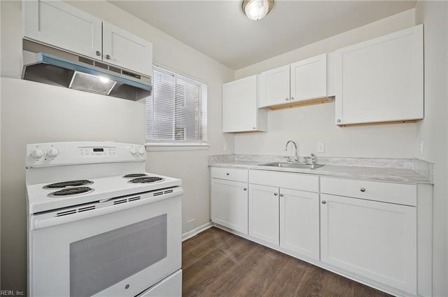1037 W 37th ST, Norfolk, VA 23508