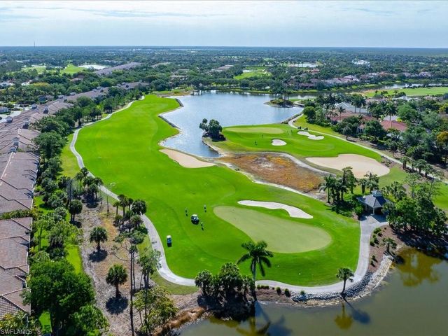 3995 Deer Crossing CT 201, Naples, FL 34114