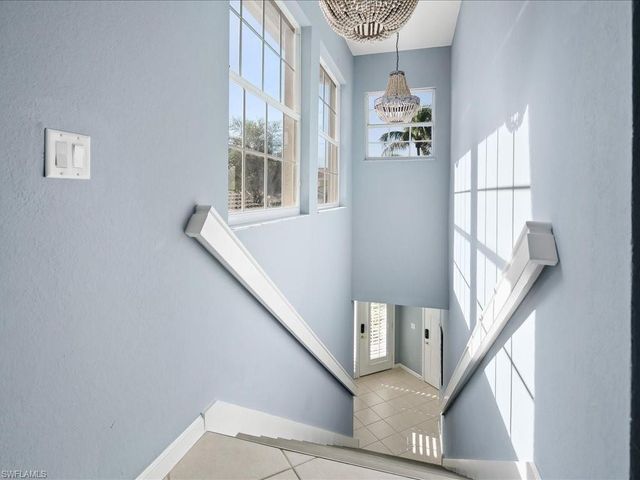 3995 Deer Crossing CT 201, Naples, FL 34114