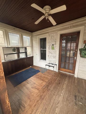 216 S Warren Avenue, Big Rapids, MI 49307