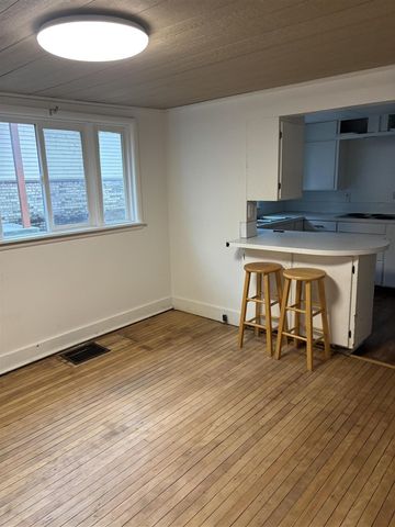 216 S Warren Avenue, Big Rapids, MI 49307