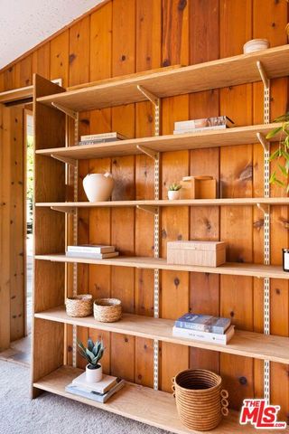 5908 Radford Avenue, Los Angeles, CA 91607
