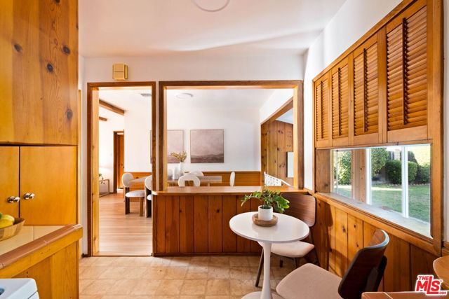 5908 Radford Avenue, Los Angeles, CA 91607