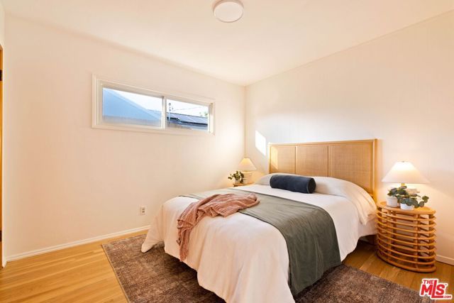5908 Radford Avenue, Los Angeles, CA 91607