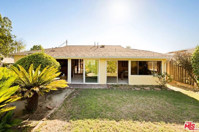 5908 Radford Avenue, Los Angeles, CA 91607