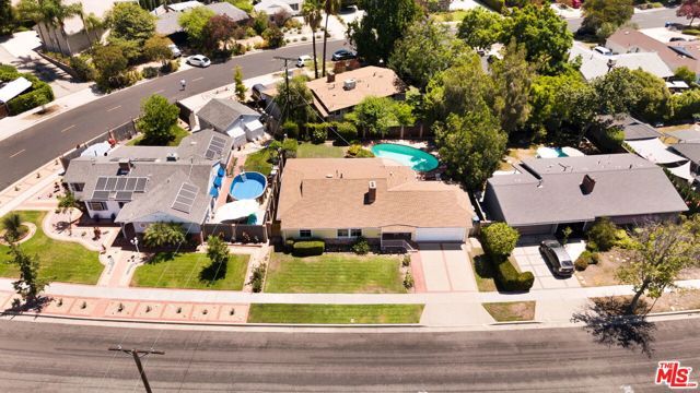 5908 Radford Avenue, Los Angeles, CA 91607