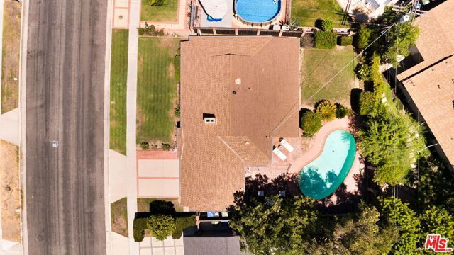 5908 Radford Avenue, Los Angeles, CA 91607