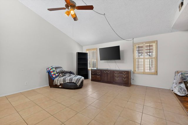 717 Casper Road SE, Rio Rancho, NM 87124