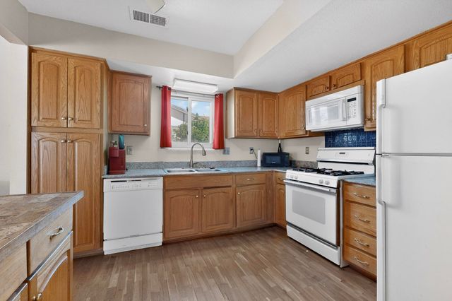 717 Casper Road SE, Rio Rancho, NM 87124