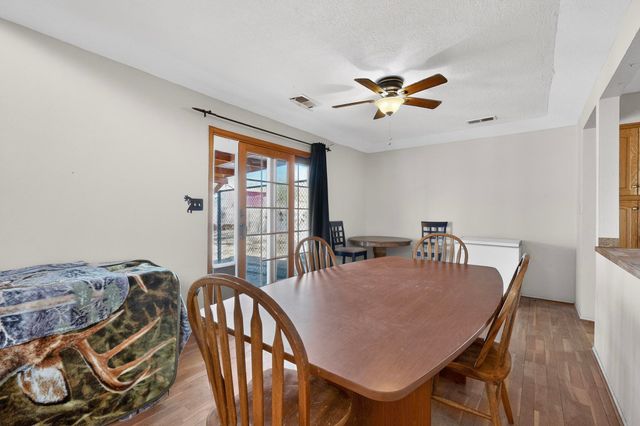 717 Casper Road SE, Rio Rancho, NM 87124