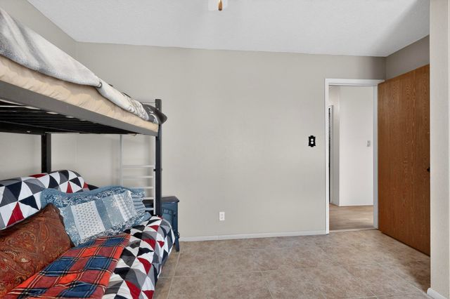 717 Casper Road SE, Rio Rancho, NM 87124