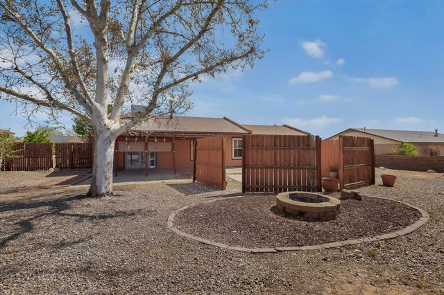 717 Casper Road SE, Rio Rancho, NM 87124