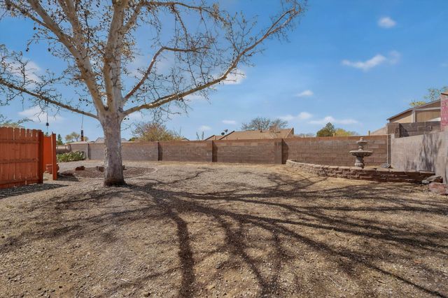 717 Casper Road SE, Rio Rancho, NM 87124