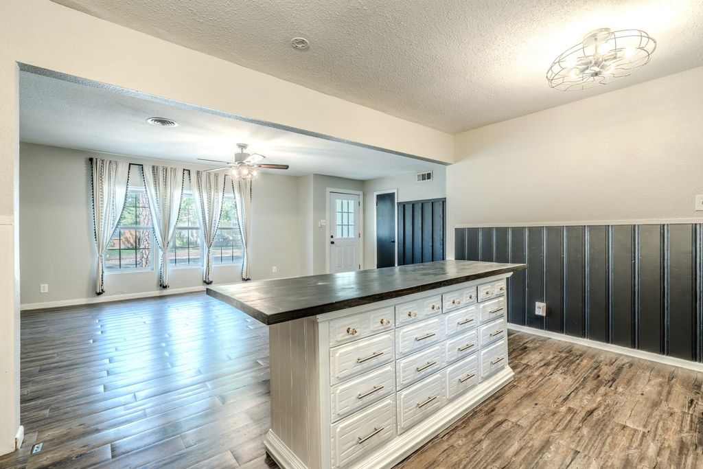 6716 John Drive, Richland Hills, TX 76118 — photo 5