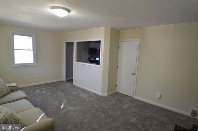 267 MOTT AVE, Burlington, NJ 08016