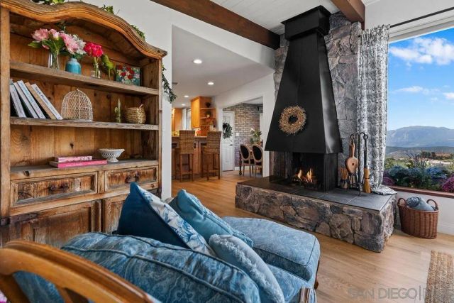 720 Sky Mountain Lane, Alpine, CA 91901