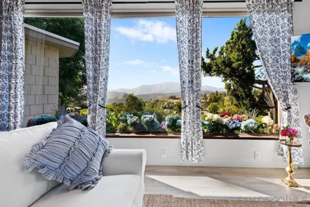 720 Sky Mountain Lane, Alpine, CA 91901