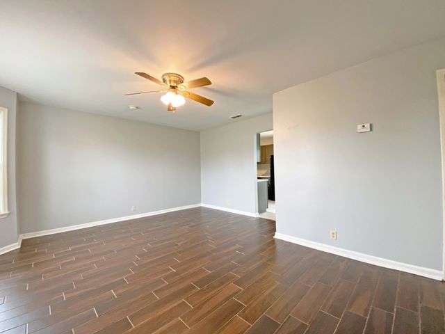 1103 Timothy Ave, Oak Grove, KY 42262