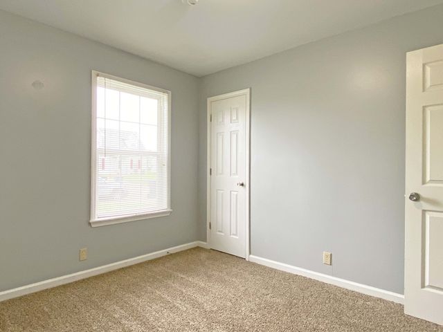 1103 Timothy Ave, Oak Grove, KY 42262