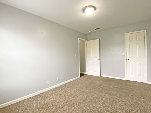 1103 Timothy Ave, Oak Grove, KY 42262