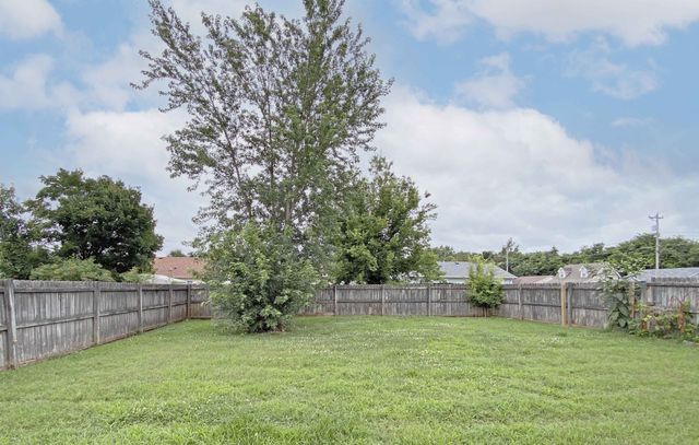1103 Timothy Ave, Oak Grove, KY 42262
