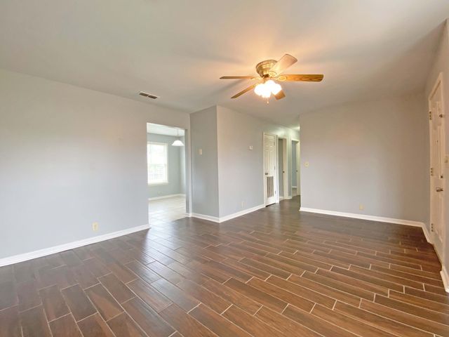 1103 Timothy Ave, Oak Grove, KY 42262