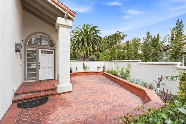 23302 Vista Carillo, Laguna Niguel, CA 92677