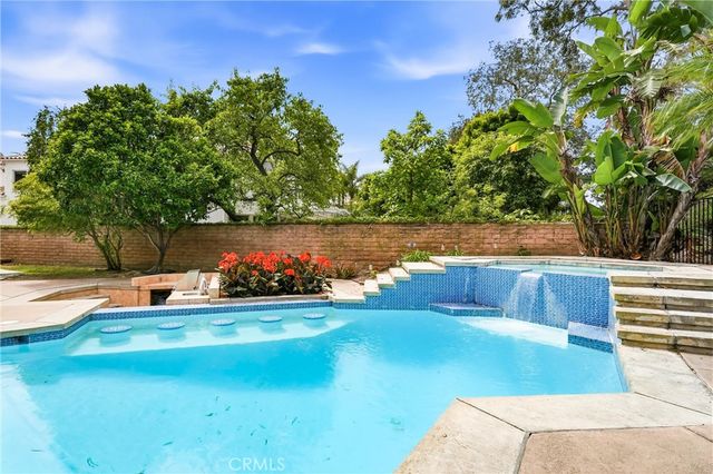 23302 Vista Carillo, Laguna Niguel, CA 92677