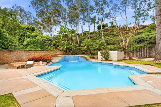 23302 Vista Carillo, Laguna Niguel, CA 92677