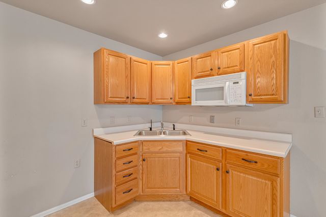 405 Sand Cliff Ct Apt B, Grand Junction, CO 81507