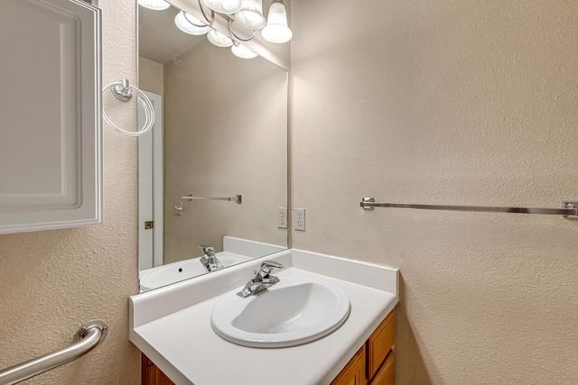 405 Sand Cliff Ct Apt B, Grand Junction, CO 81507